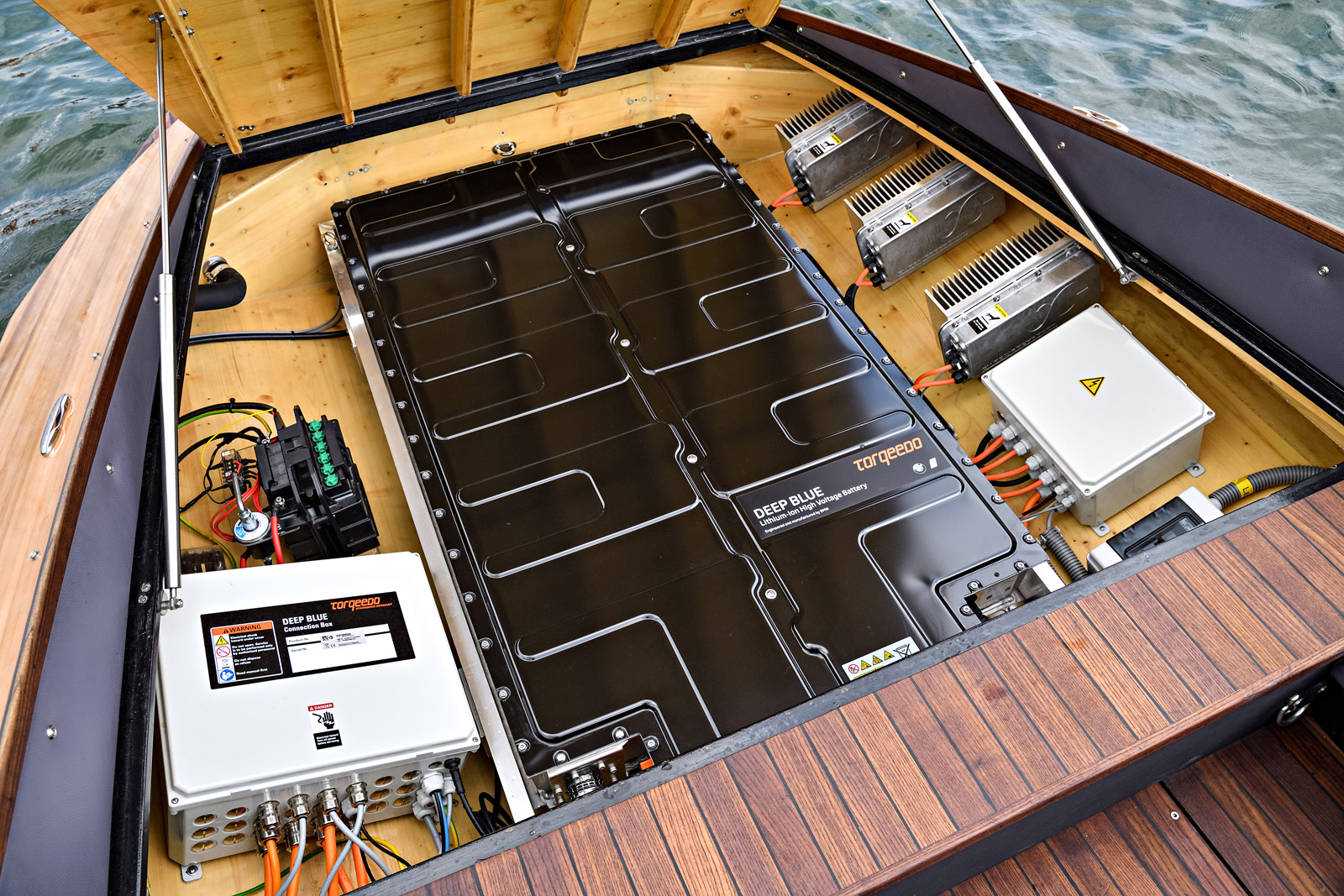 About Boat Batteries & Their Problems