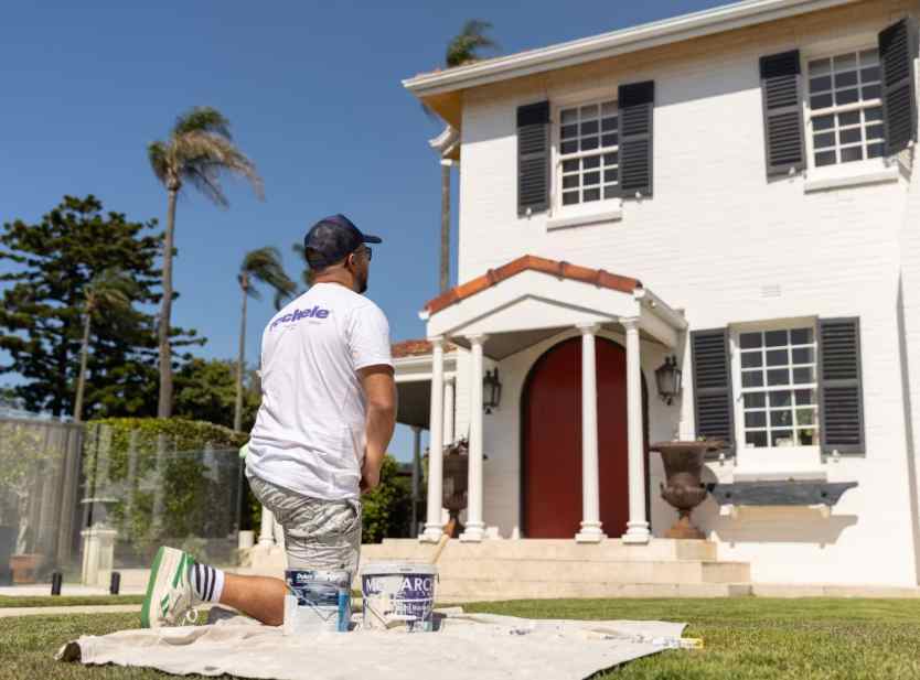 How a Professional Residential Painter on the Gold Coast Revitalises Local Homes